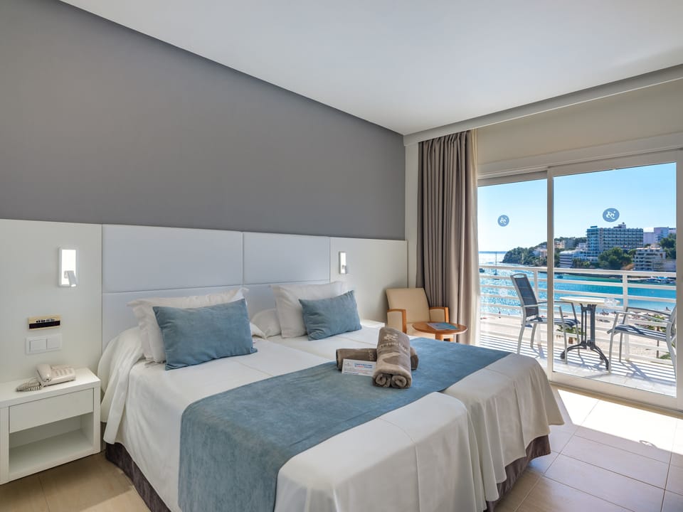 Free WiFi, bed sheets, wheelchair access