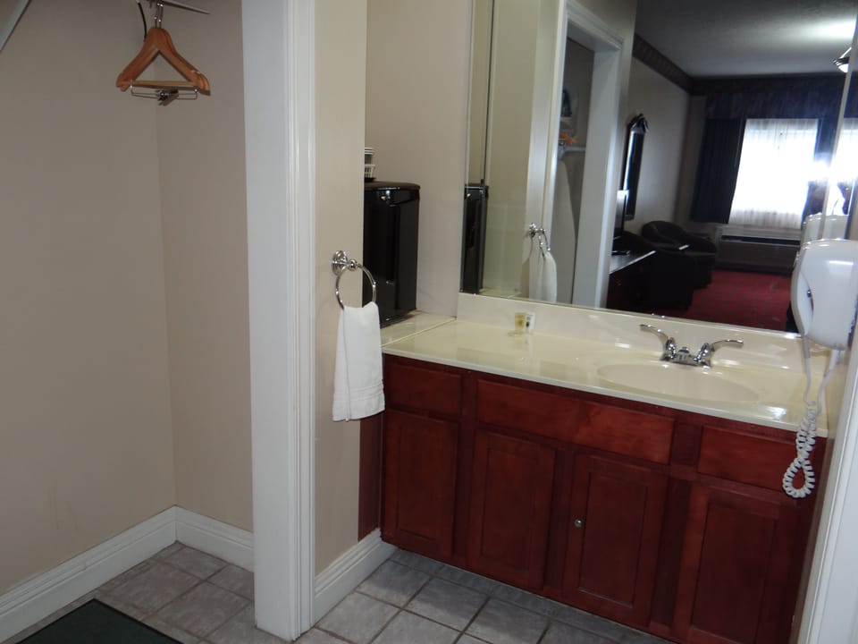 Deluxe Room, 2 Queen Beds | View from room