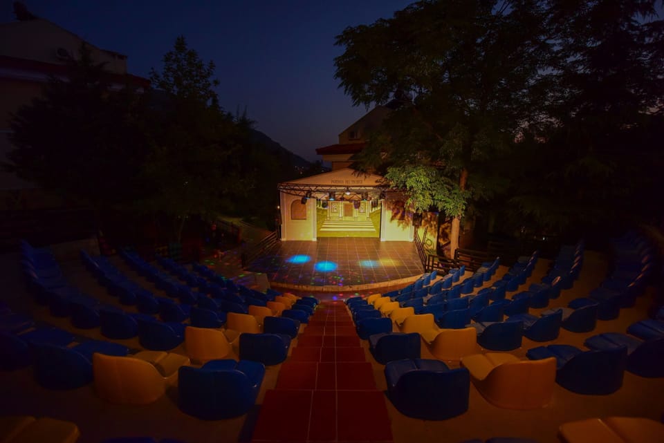 Theater show