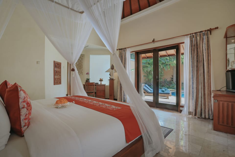 1 Bedroom Deluxe Villa, Private Pool | 1 bedroom, minibar, in-room safe, desk
