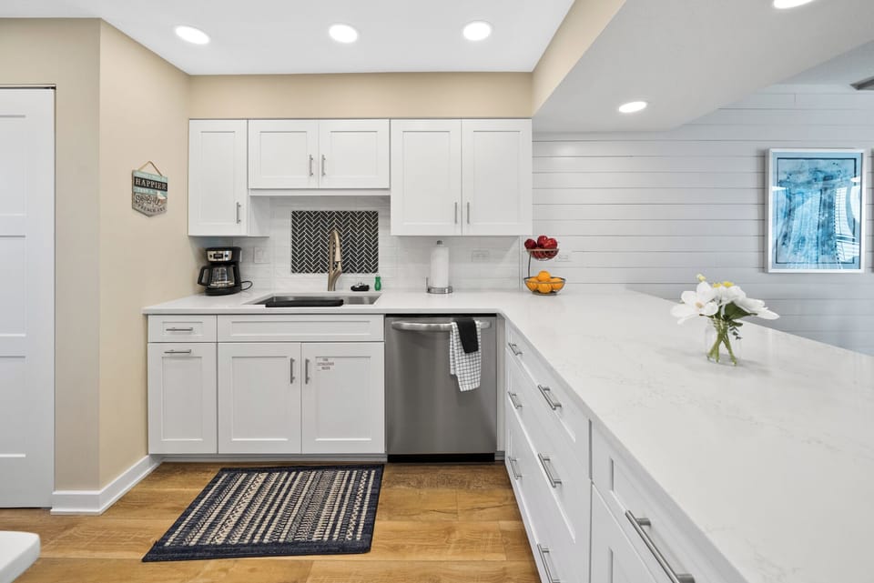 Condo, Multiple Beds, Private Pool, Ocean View | Private kitchen | Fridge, microwave, oven, stovetop