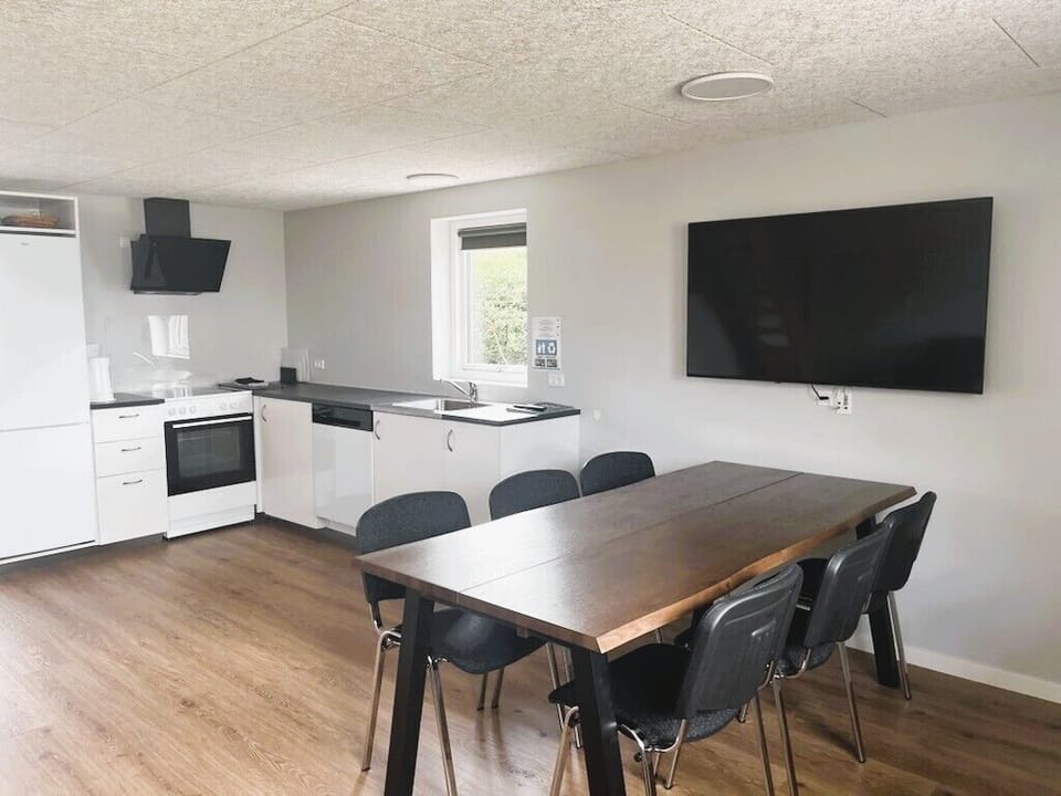 Cottage, 3 Bedrooms, Terrace (Linen Excluded) | Private kitchen | Fridge, coffee/tea maker, electric kettle, toaster