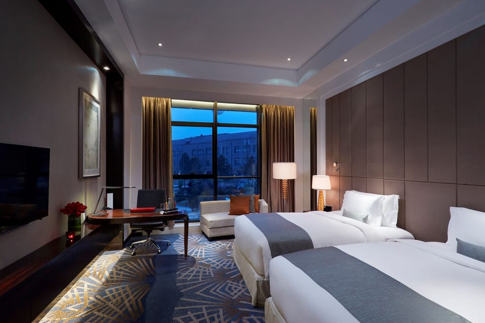 1 bedroom, minibar, in-room safe, desk