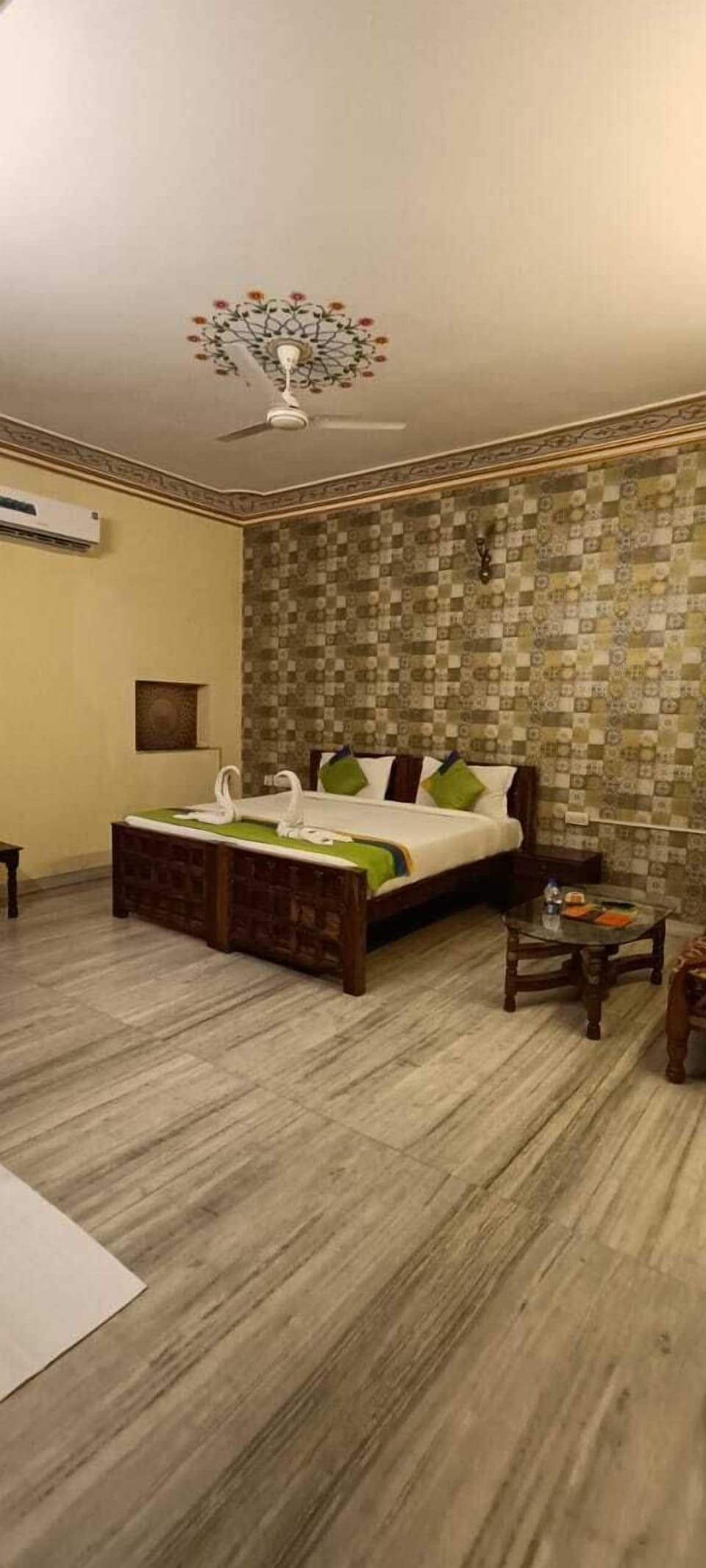 Deluxe Double Room | Memory foam beds, free WiFi