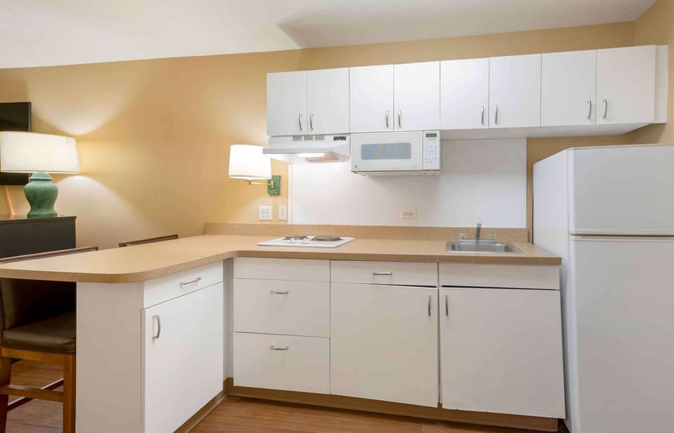 Studio, 2 Double Beds, Non Smoking | Desk, laptop workspace, blackout drapes, iron/ironing board
