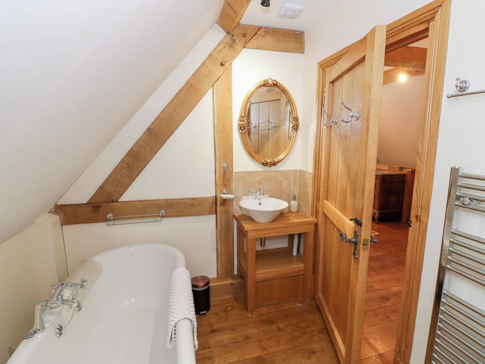 Rookery Hall Cottage in Broadway