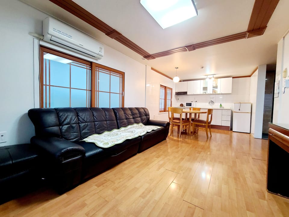 Family Room, 1 Bedroom | Living area | 42-inch flat-screen TV with cable channels, TV, pay movies