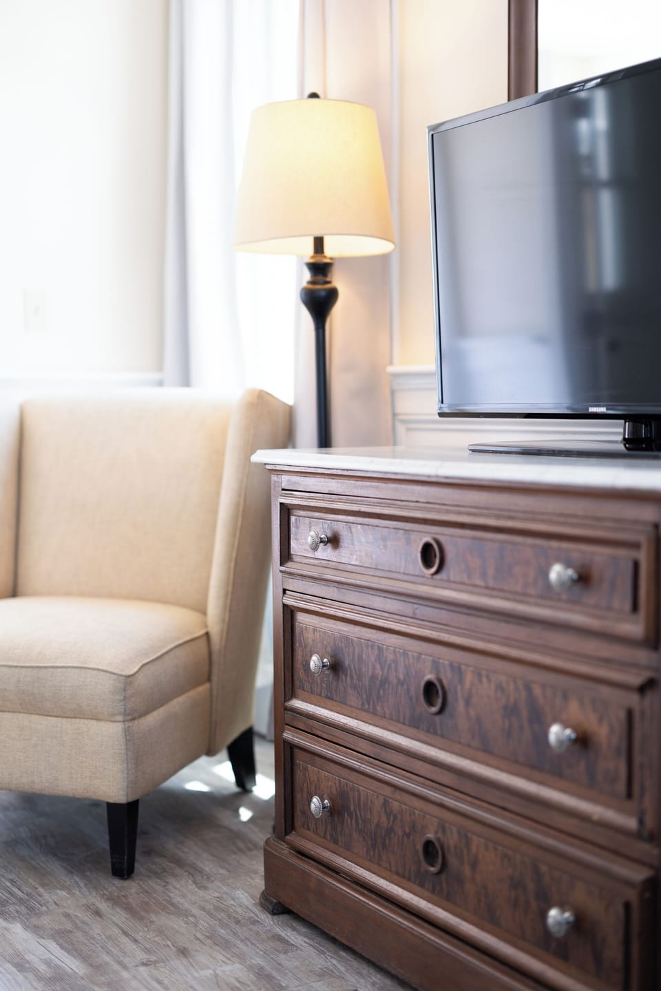 Deluxe Room | Premium bedding, blackout drapes, iron/ironing board, WiFi (free)