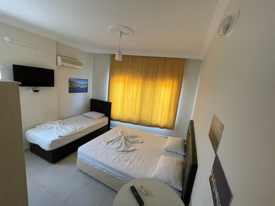 Minibar, desk, free WiFi, bed sheets