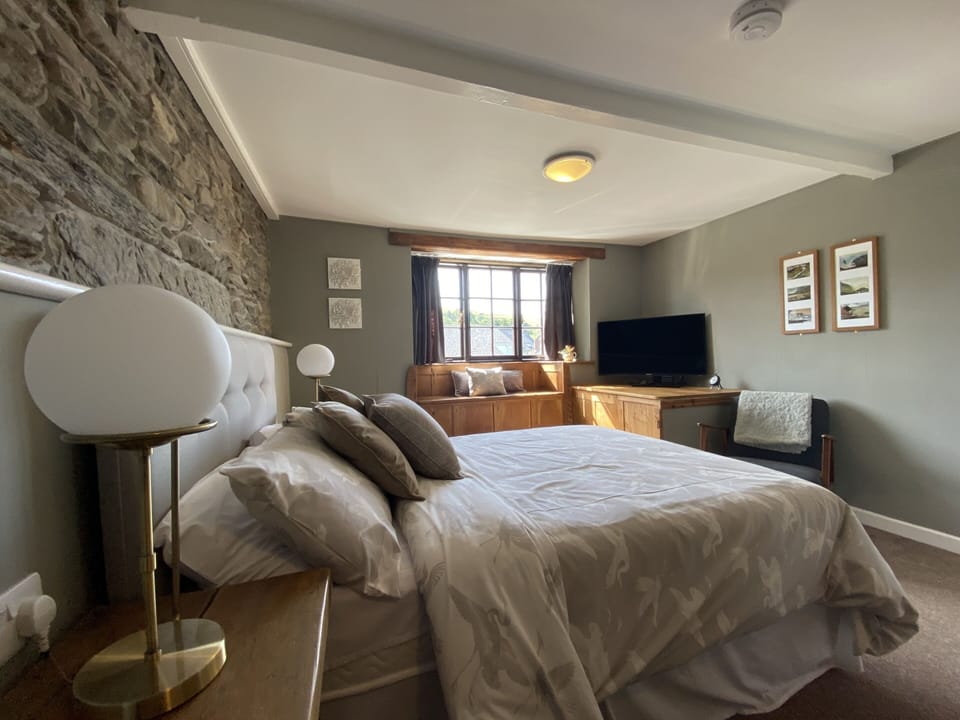 Deluxe Double Room, Ensuite, Garden View