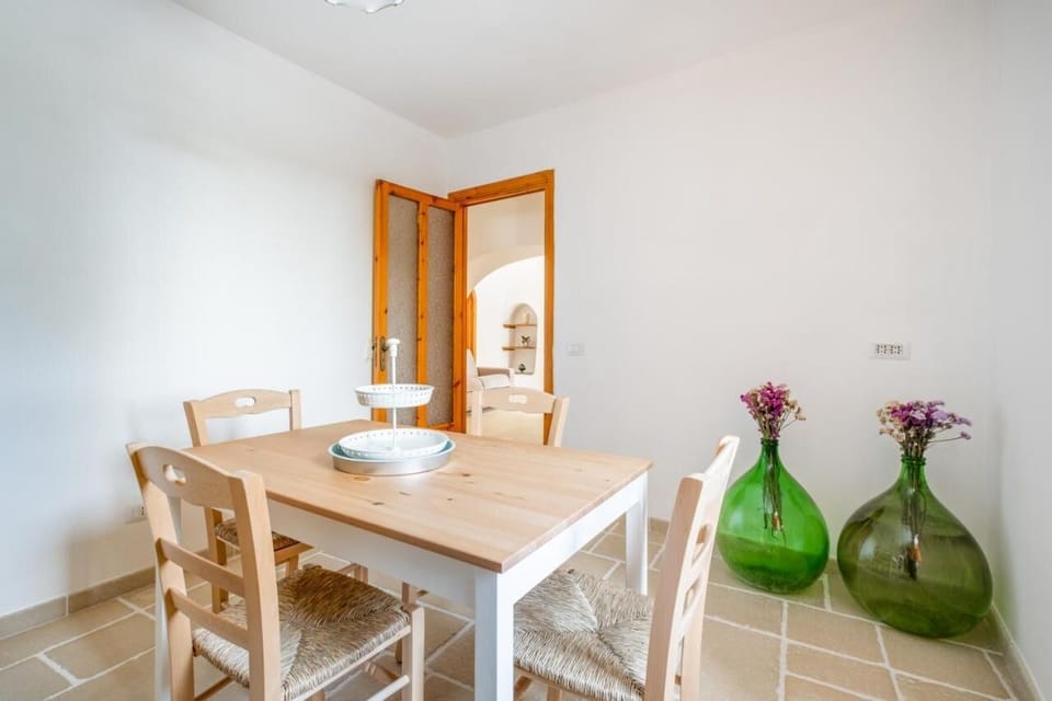 Apartment, Patio | Dining room