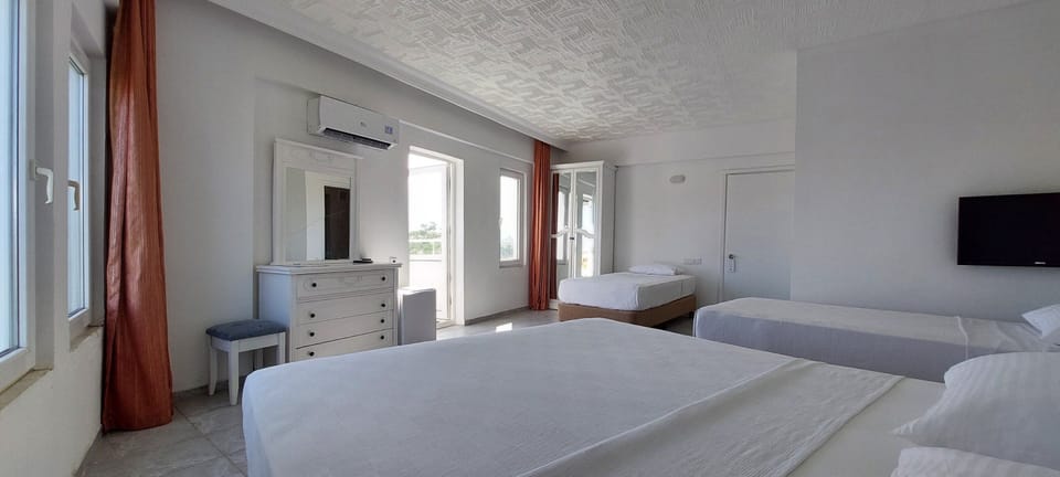 Corner Room | Soundproofing, WiFi, bed sheets