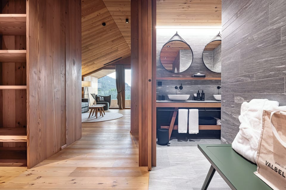 Family Suite, 2 Bedrooms | Hypo-allergenic bedding, free minibar, in-room safe, desk