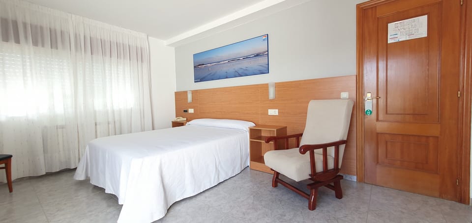 Double Room, Terrace (1 Bed - No lift) | Desk, blackout drapes, cribs/infant beds, free WiFi