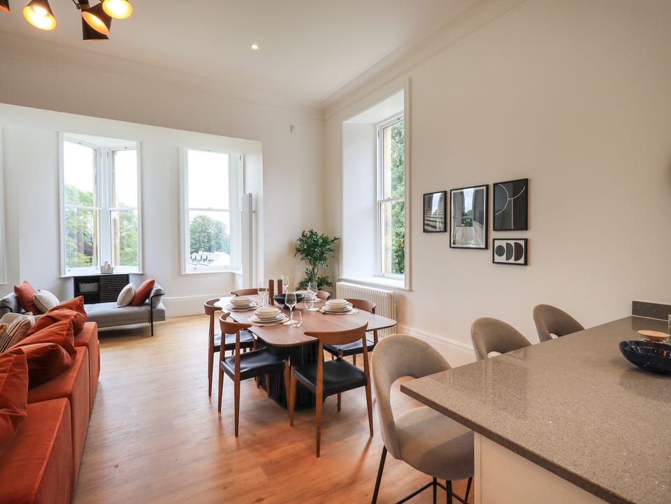 Cottage | Interior