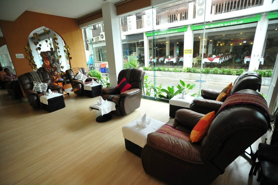Body treatments, aromatherapy, hot stone massages, deep-tissue massages