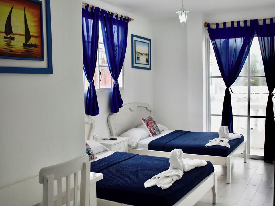 Family Quadruple Room | WiFi (free), bed sheets