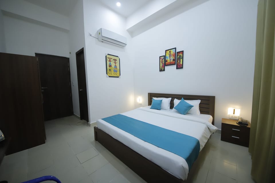 Egyptian cotton sheets, premium bedding, down comforters