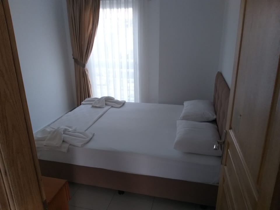 Apartment, 1 Bedroom, Pool View | 1 bedroom, premium bedding, desk, laptop workspace