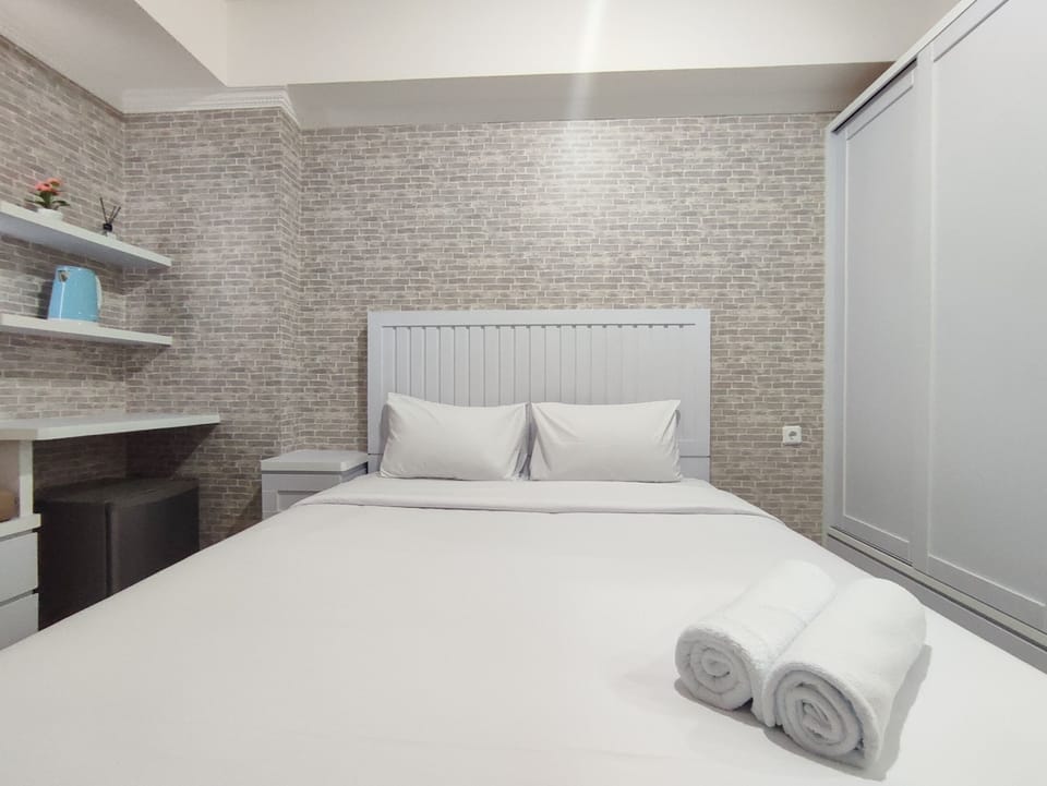 Studio | WiFi (free), bed sheets