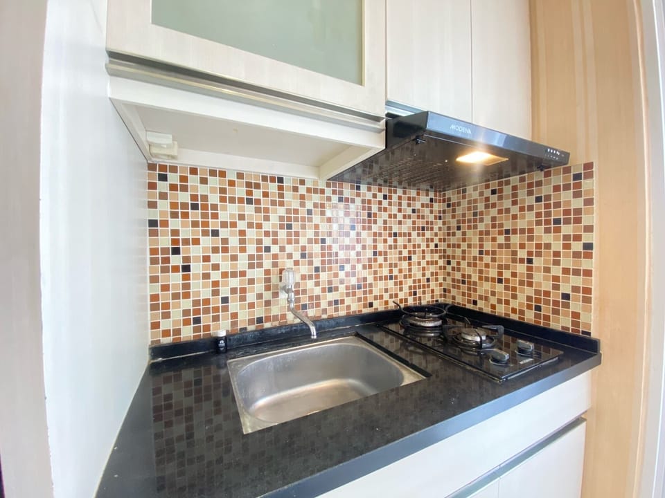 Apartment | Private kitchen | Fridge, stovetop, cookware/dishes/utensils