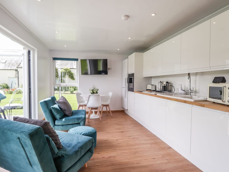 Cottage | Interior