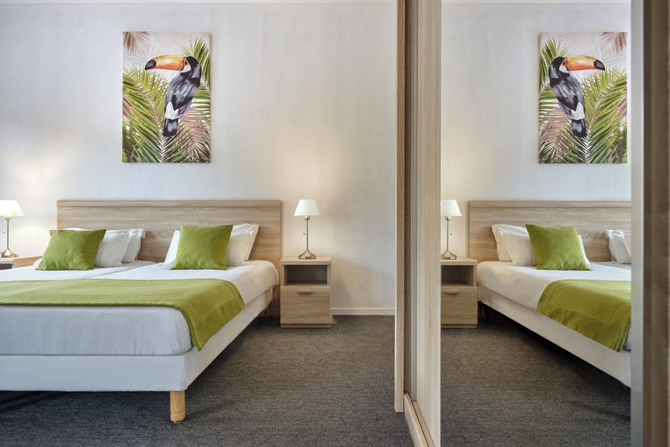 Suite | Premium bedding, in-room safe, desk, blackout drapes