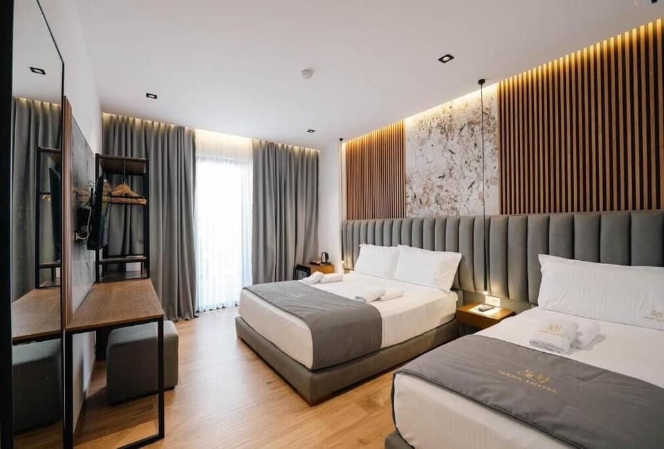 Superior Triple Room, Sea View | Bed sheets