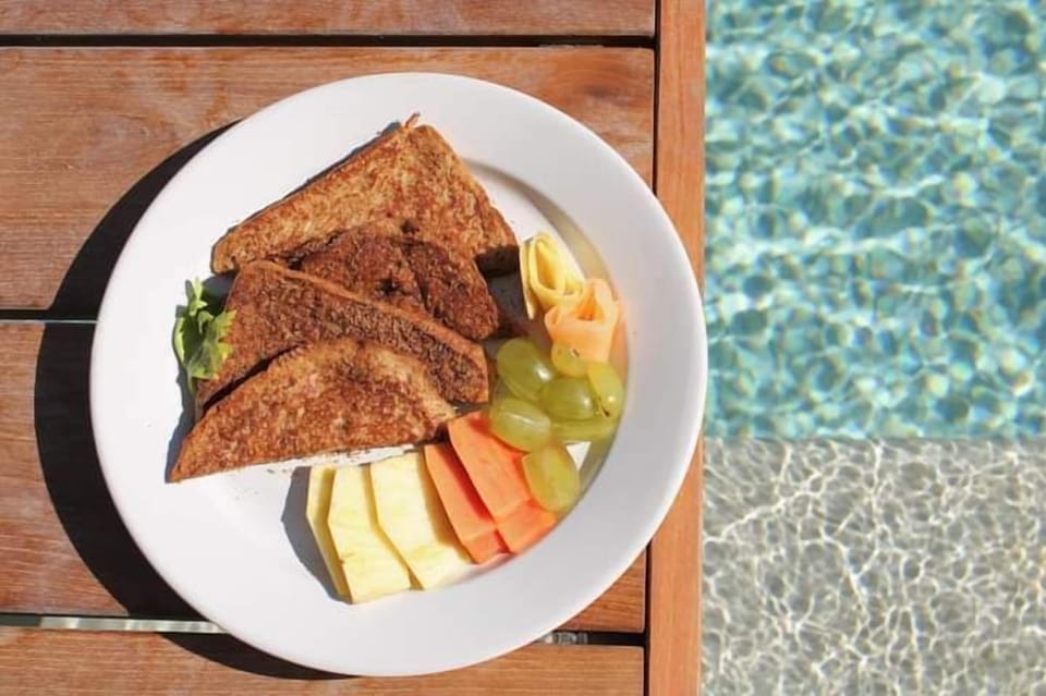 Daily cooked-to-order breakfast for a fee