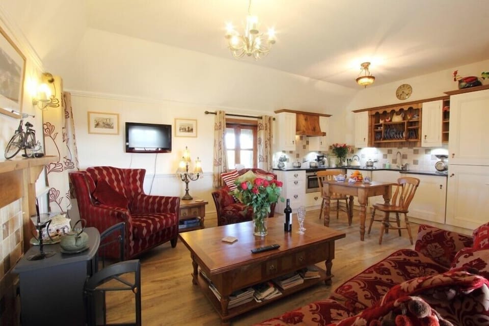 Cottage | Interior