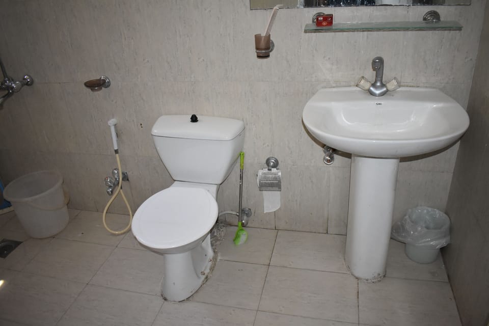 Triple Room | Bathroom