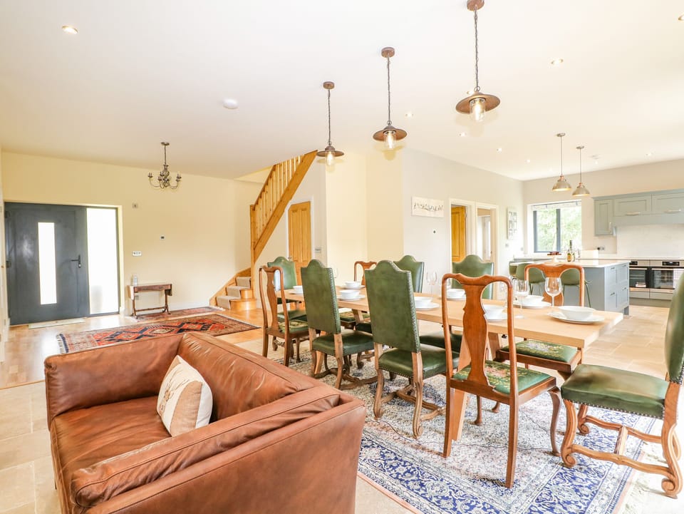 Cottage | Interior