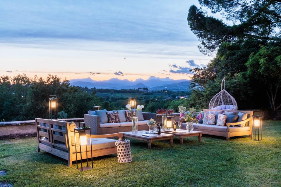 House | 10 bedrooms, WiFi