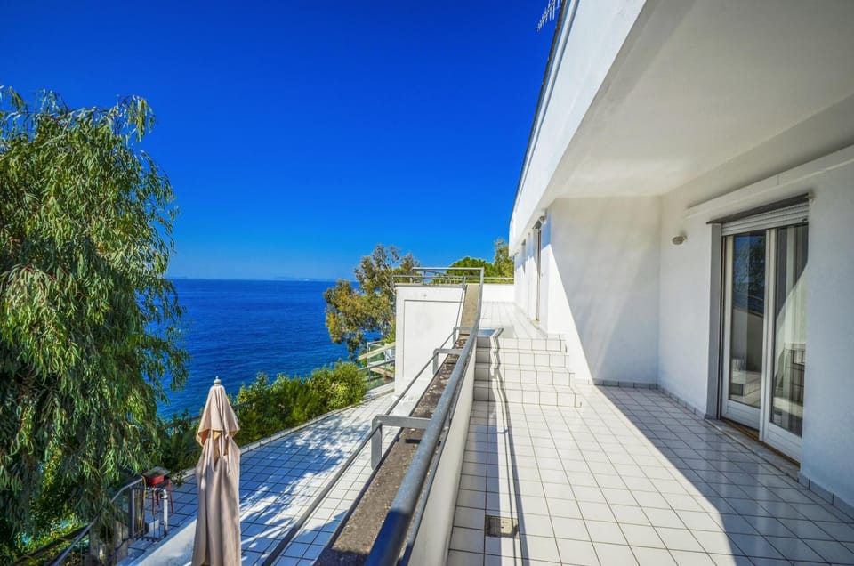 House, Smoking | 5 bedrooms