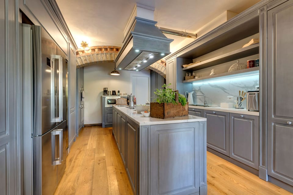 Apartment | 18 bedrooms