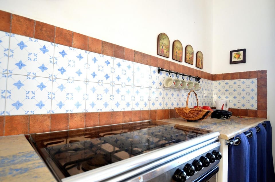 House, Smoking | 2 bedrooms