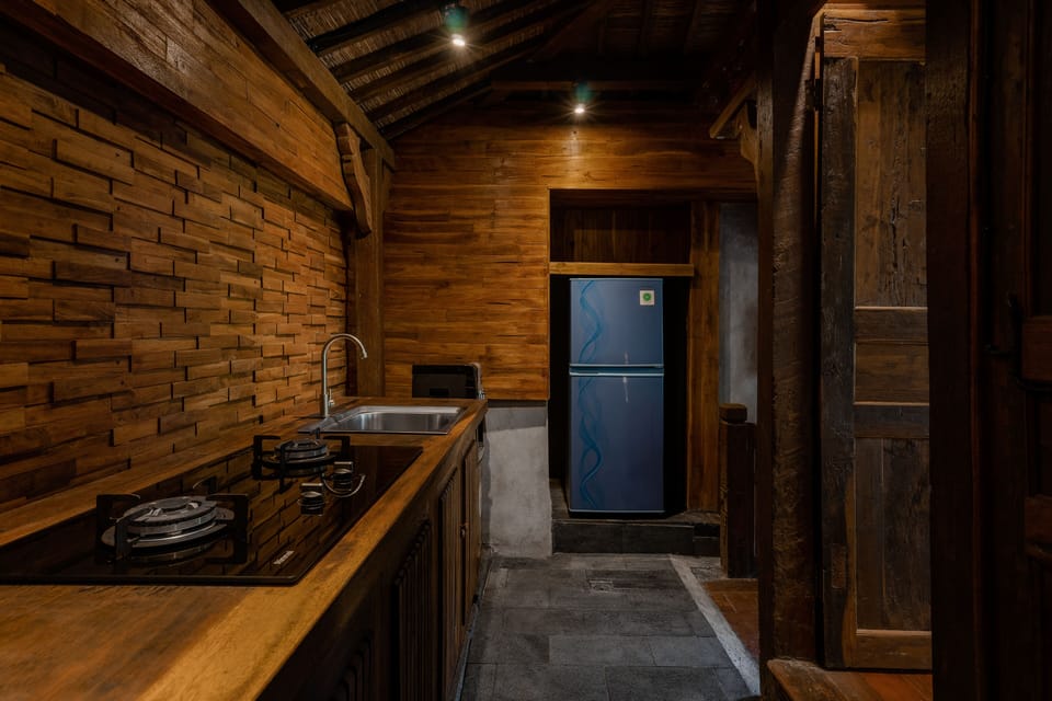 Villa | Private kitchen | Full-size fridge, microwave, stovetop, dishwasher