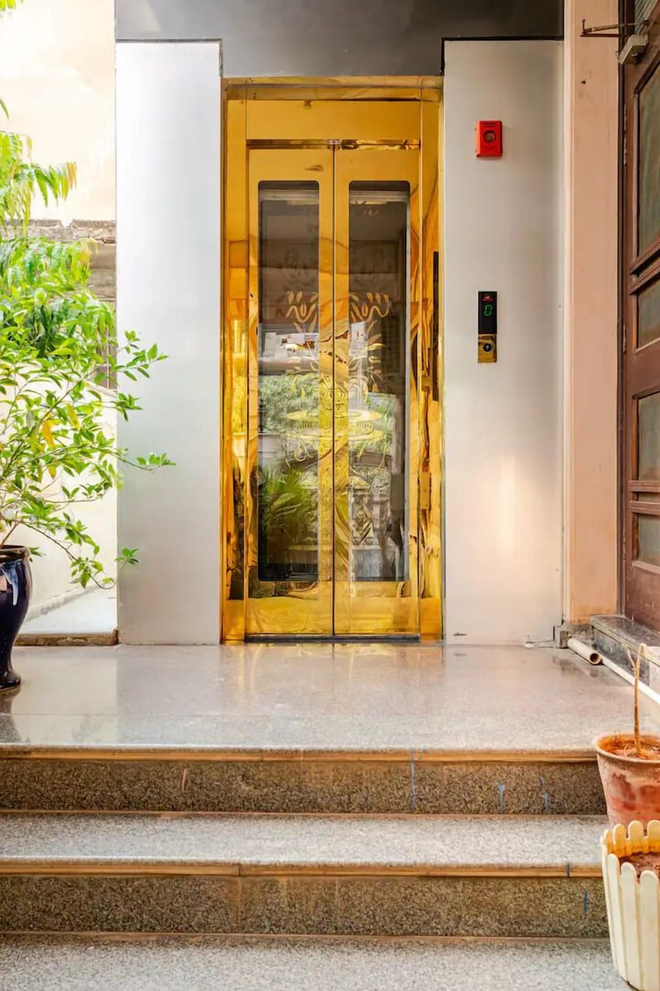 Elevator