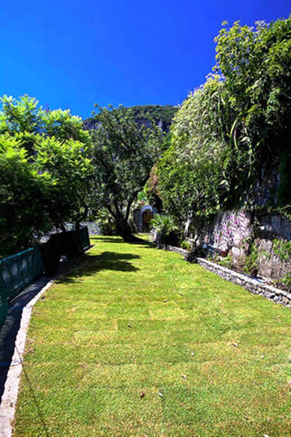 House, Smoking | 5 bedrooms, desk, iron/ironing board, WiFi