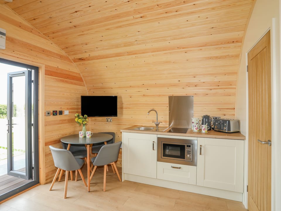 Cottage | Interior