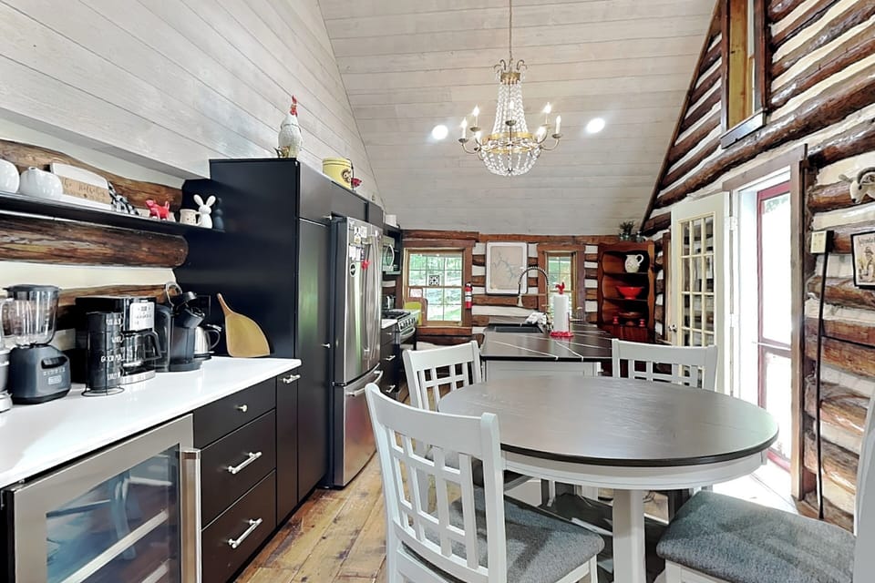 House (4 Bedrooms) | Property amenity