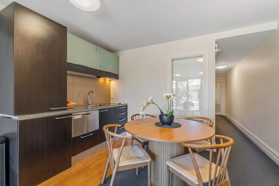Apartment | Living area | Smart TV, Netflix, streaming services