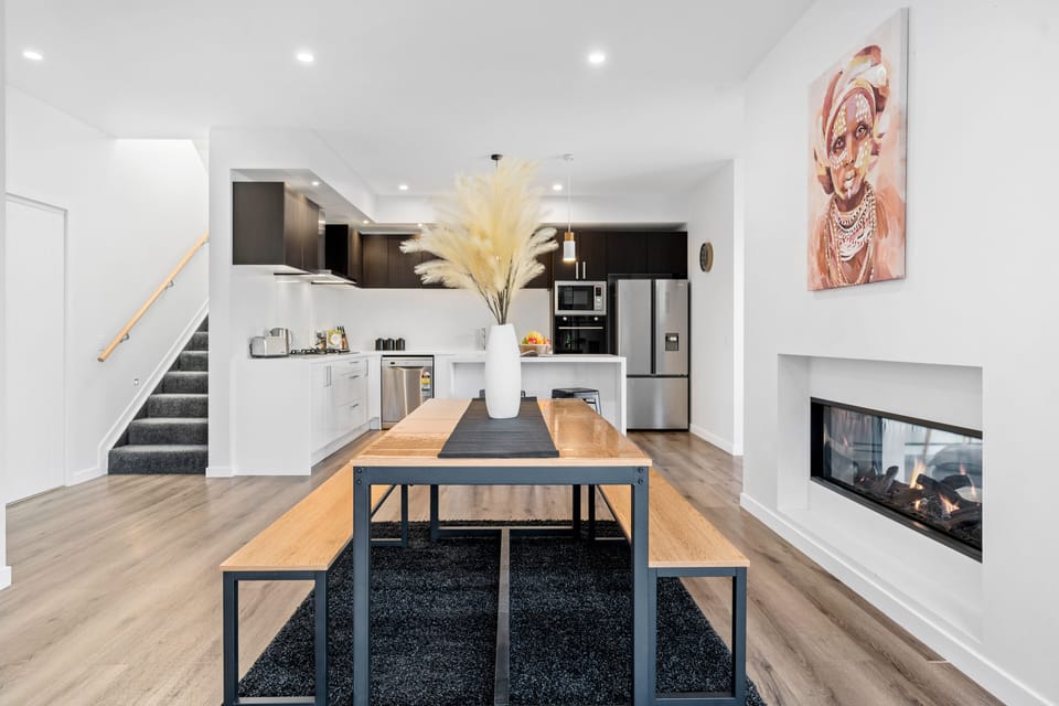 Duplex | In-room dining