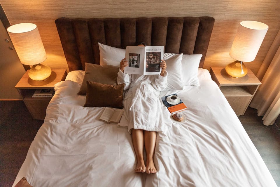 Premium bedding, in-room safe, cribs/infant beds, free WiFi