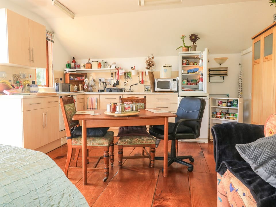 Cottage | Interior