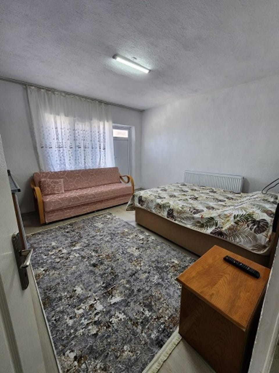 Individually decorated, desk, free WiFi, bed sheets