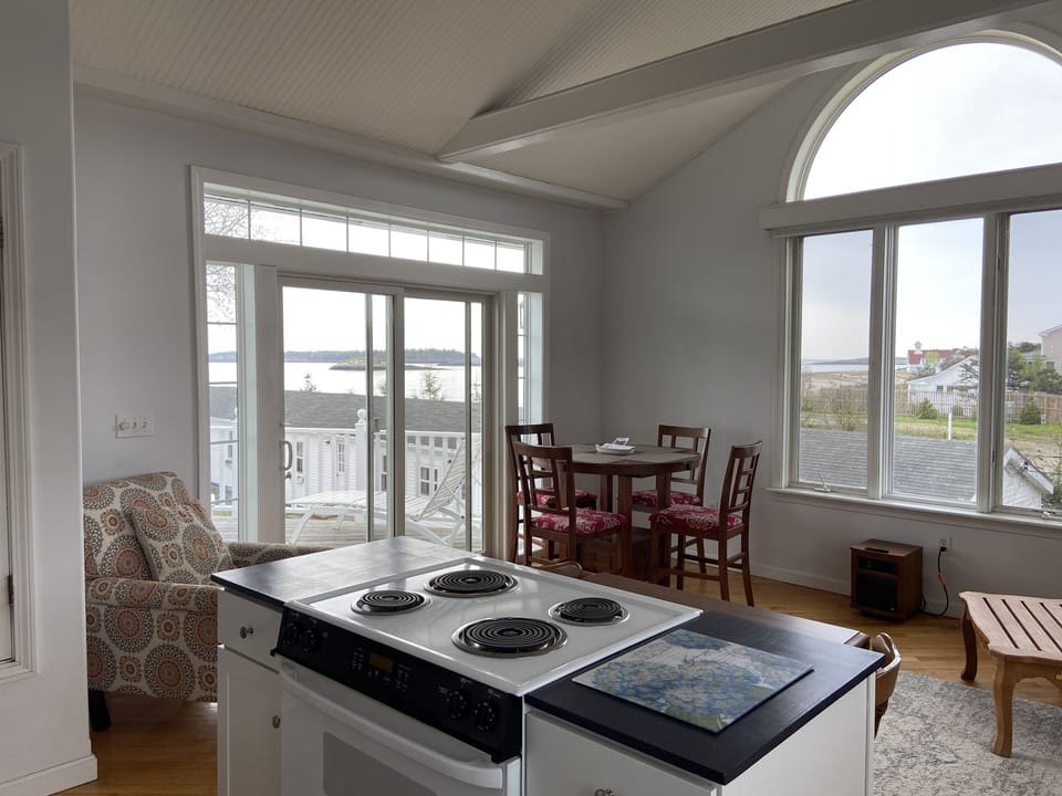 Panoramic Suite, 1 King Bed with Sofa bed, Kitchen, Ocean View | Private kitchen