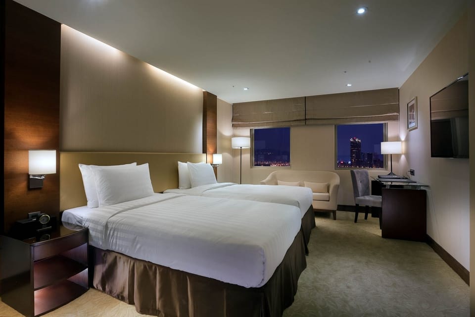 Superior Twin Room | Premium bedding, down comforters, minibar, in-room safe