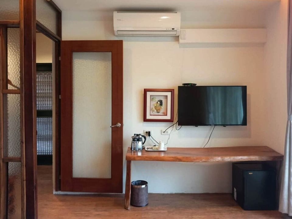 Classic Double Room | Free WiFi