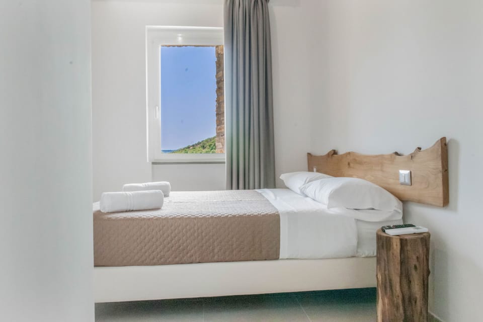 Standard Double Room | Soundproofing, free WiFi